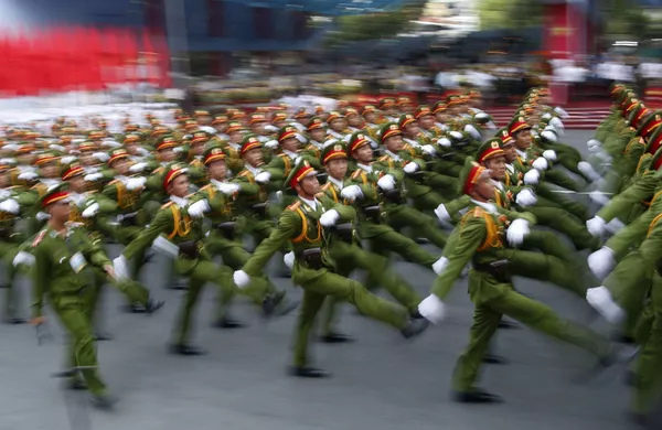 Diễu hành trọng thể kỷ niệm 40 năm Việt Nam thống nhất đất nước Diễu hành trọng thể kỷ niệm 40 năm Việt Nam thống nhất đất nước - Sputnik Việt Nam