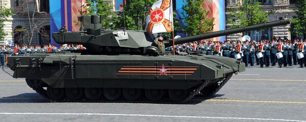 Xe tăng bánh xích T-14 trên nền tảng Armata trong cuộc diễu binh trên Quảng trường Đỏ. Xe tăng bánh xích T-14 trên nền tảng Armata trong cuộc diễu binh trên Quảng trường Đỏ. - Sputnik Việt Nam