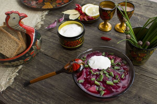 Súp củ cải đỏ Borsht Súp củ cải đỏ Borsht - Sputnik Việt Nam