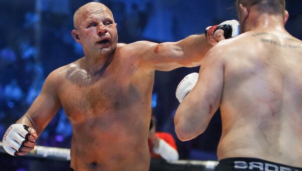 Cuộc đọ sức Fedor Emelianenko và Fabio Maldonado - Sputnik Việt Nam