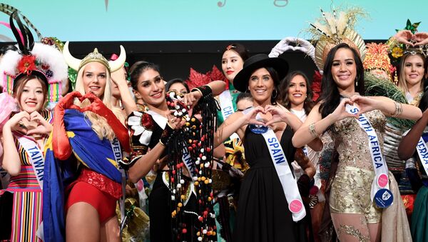 Các thí sinh tham dự cuộc thi Miss International Beauty Pageant ở Tokyo - Sputnik Việt Nam