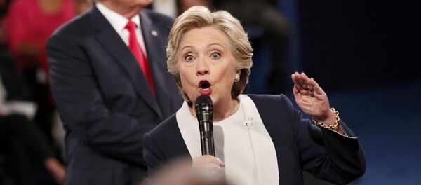 Cuộc tranh luận thứ hai giữa Donald Trump và Hillary Clinton Cuộc tranh luận thứ hai giữa Donald Trump và Hillary Clinton - Sputnik Việt Nam