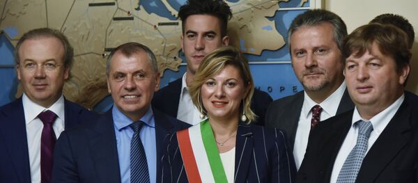 Phái đoàn Ý đã đến thăm Crưm - Sputnik Việt Nam