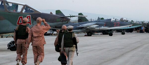 Máy bay Nga Su-25 tại phi trường Hmeymim ở Syria - Sputnik Việt Nam