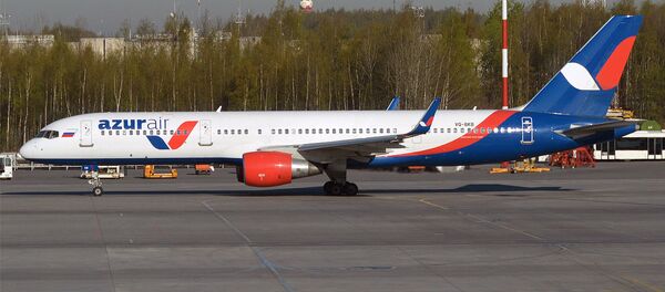 Azur Air, VQ-BKB, Boeing 757-2Q8 - Sputnik Việt Nam