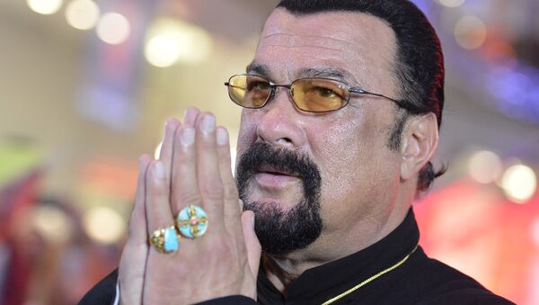 Steven Seagal - Sputnik Việt Nam