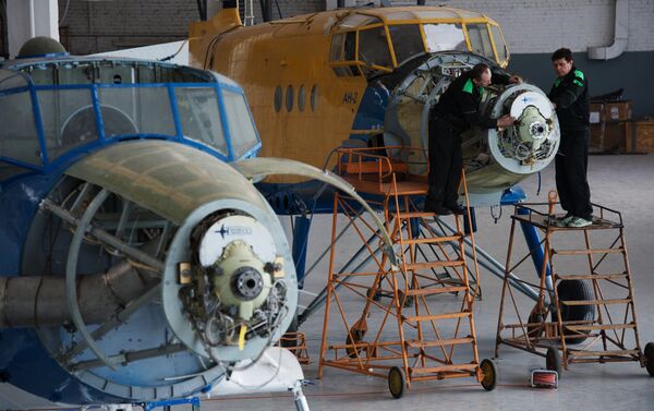 Viện Nghiên cứu Hàng không Siberia (SibNIA) ở Novosibirsk hiện đại hóa máy bay AN-2 - Sputnik Việt Nam