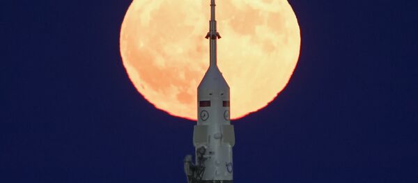 Суперлуние Суперлуние - Sputnik Việt Nam