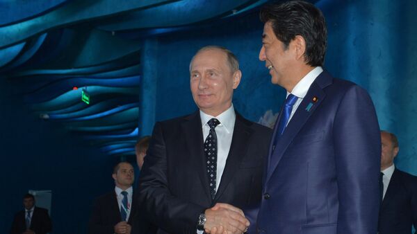 Vladimir Putin và Shinzo Abe - Sputnik Việt Nam