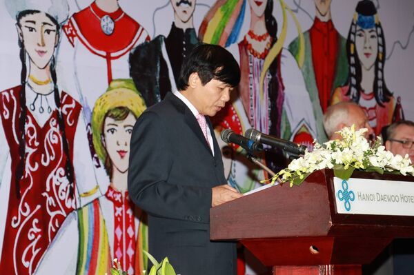 Ngày 16 tháng 11 tại Hà Nội Đại sứ quán Nga tại Việt Nam đã tổ chức buổi chiêu đãi nhân dịp Ngày Thống nhất dân tộc. - Sputnik Việt Nam