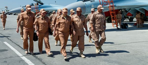 Рабочая поездка министра обороны РФ Сергея Шойгу в Сирию - Sputnik Việt Nam