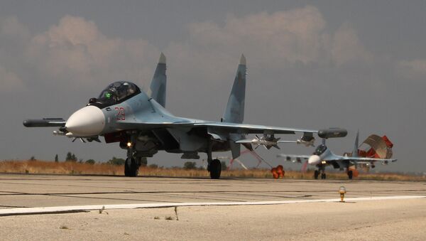 Su-30 NGa ở Hmeimim - Sputnik Việt Nam