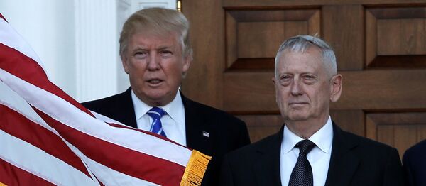 Donald Trump và James Mattis - Sputnik Việt Nam