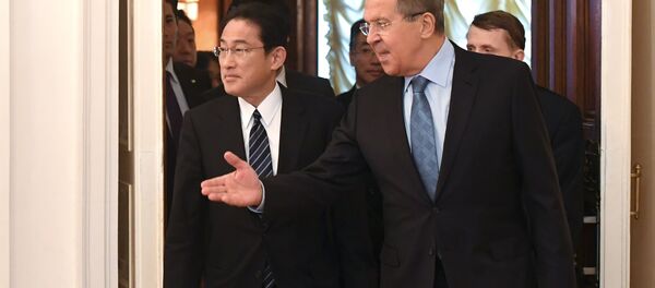Глава МИД РФ С. Лавров встретился с главой МИД Японии Ф. Кисидой - Sputnik Việt Nam
