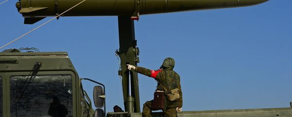 Тренировка ракетных и артиллерийских подразделений пятой армии ВВО в Приморском крае - Sputnik Việt Nam