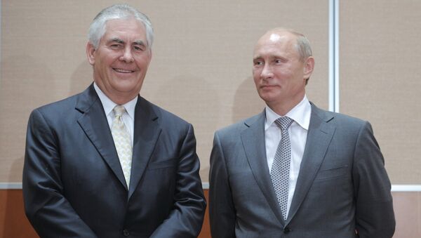 Rex Tillerson và Vladimir Putin - Sputnik Việt Nam