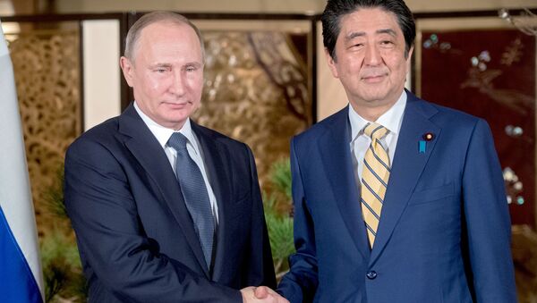 Vladimir Putin và Shinzo Abe - Sputnik Việt Nam