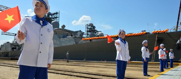 Nghi lễ hạ thủy khu trục hạm thứ hai thuộc đề án Gepard 3.9, thiết kế dành cho Hải quân Việt Nam, tại Nhà máy đóng tàu Zelenodolsk mang tên A.M. Gorky Nghi lễ hạ thủy khu trục hạm thứ hai thuộc đề án Gepard 3.9, thiết kế dành cho Hải quân Việt Nam, tại Nhà máy đóng tàu Zelenodolsk mang tên A.M. Gorky - Sputnik Việt Nam