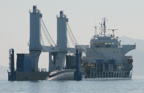 Hạ thủy tàu ngầm lớp Kilo 636 với tên gọi Hà Nội ở  Việt Nam - Sputnik Việt Nam