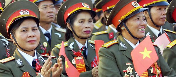 Các chiến sĩ Việt Nam trong một nghi lễ ở thành phố Pleiku, Việt Nam - Sputnik Việt Nam