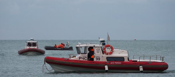 Продолжаются поиски тел погибших в авиакатастрофе Ту-154 в Сочи Продолжаются поиски тел погибших в авиакатастрофе Ту-154 в Сочи - Sputnik Việt Nam