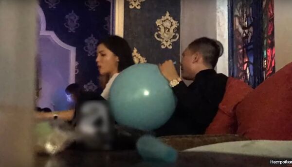 Hà Nội chống lại “bóng cười” - Sputnik Việt Nam