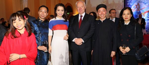 Ngày 27 tháng 12, Đại sứ quán Nga tại Việt Nam đã tổ chức buổi chiêu đãi mừng Năm mới 2017 - Sputnik Việt Nam