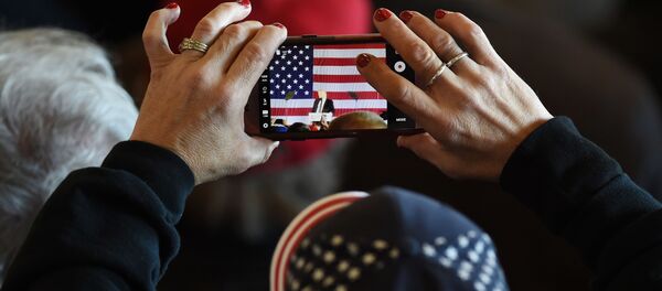 Сторонники Дональда Трампа во время выборов в США - Sputnik Việt Nam