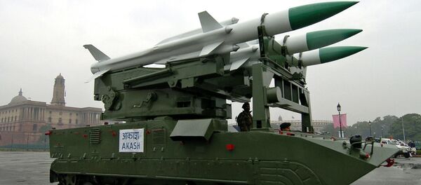Индийский зенитный ракетный комплекс «Акаш» - Sputnik Việt Nam