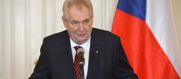 Президент Чехии Милош Земан на пресс-конференции в Праге - Sputnik Việt Nam