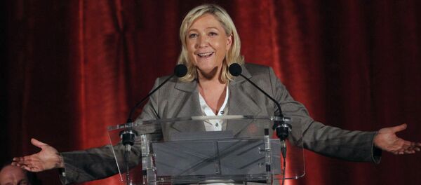 ứng cử viên tổng thống Pháp của đảng Mặt trận Dân tộc Marine Le Pen - Sputnik Việt Nam