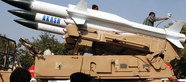 Tên lửa phòng không Ấn Độ Akash Tên lửa phòng không Ấn Độ Akash - Sputnik Việt Nam