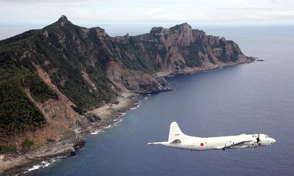 Máy bay P-3C Orion của Hải quân Nhật Bản bay trên Hoa Đông - Sputnik Việt Nam