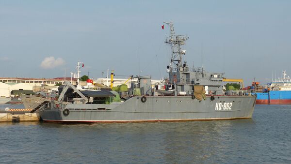 Тральщик вьетнамских ВМС HQ-862 - Sputnik Việt Nam