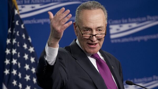 Thượng nghị sĩ Chuck Schumer của đảng Dân chủ - Sputnik Việt Nam