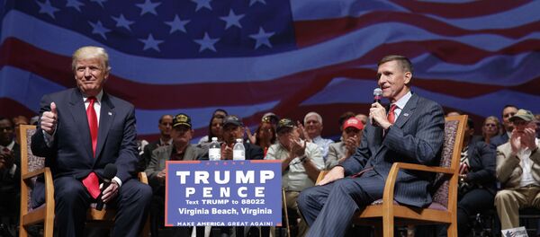 Michael Flynn và Donald Trump Michael Flynn và Donald Trump - Sputnik Việt Nam