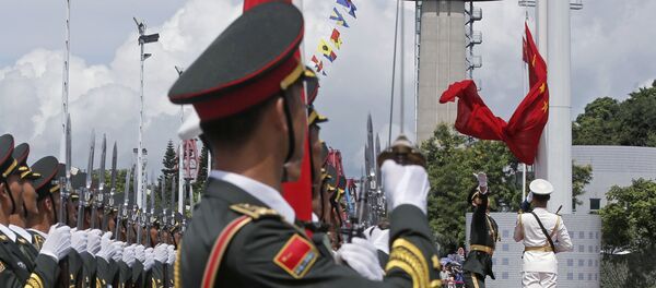 Поднятие государственного флага на военно-морской базе Китая - Sputnik Việt Nam