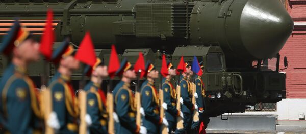 Tên lửa đạn đạo xuyên lục địa mang đầu đạn hạt nhân Yars RS-24 Tên lửa đạn đạo xuyên lục địa mang đầu đạn hạt nhân Yars RS-24 - Sputnik Việt Nam