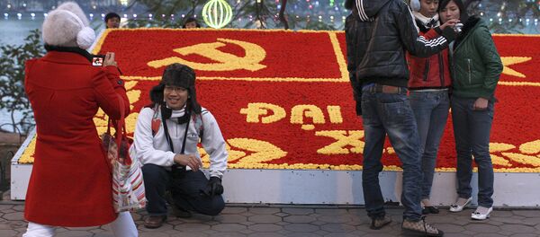 Người Việt trên đường phố Hà Nội,  trước Đại hội Đảng toàn quốc của Việt Nam - Sputnik Việt Nam