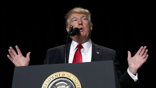 U.S. President Donald Trump delivers remarks at the National Prayer Breakfast in Washington, U.S., February 2, 2017. - Sputnik Việt Nam