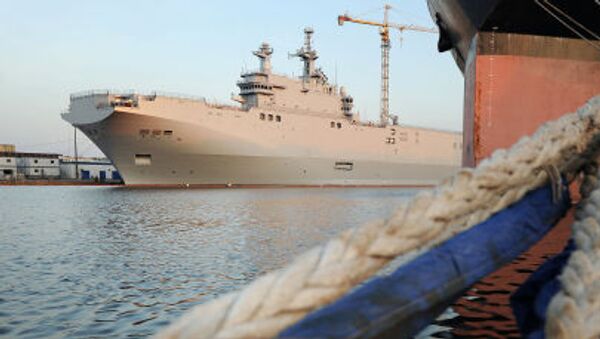 Tàu sân bay trực thăng Vladivostok loại Mistral - Sputnik Việt Nam