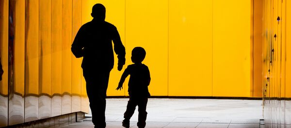 Bố và con trai - Sputnik Việt Nam