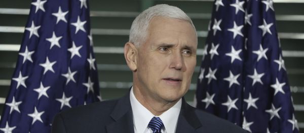 Mike Pence Mike Pence - Sputnik Việt Nam