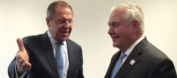 Ngoại trưởng Nga Lavrov và Ngoại trưởng Mỹ Tillerson tiến hành cuộc gặp đầu tiên - Sputnik Việt Nam