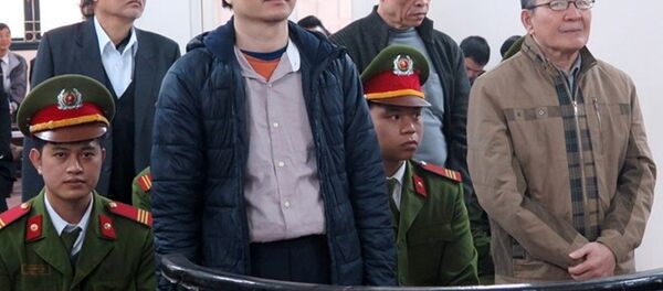 Các bị cáo trước vành móng ngựa - Sputnik Việt Nam