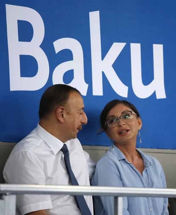 Phó Tổng thống Azerbaijan đầu tiên – phu nhân Mehriban Aliyeva Phó Tổng thống Azerbaijan đầu tiên – phu nhân Mehriban Aliyeva - Sputnik Việt Nam