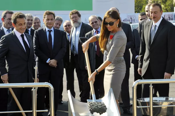 Phó Tổng thống Azerbaijan đầu tiên – phu nhân Mehriban Aliyeva Phó Tổng thống Azerbaijan đầu tiên – phu nhân Mehriban Aliyeva - Sputnik Việt Nam
