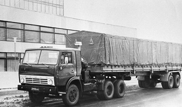 KAMAZ-5410 - Sputnik Việt Nam