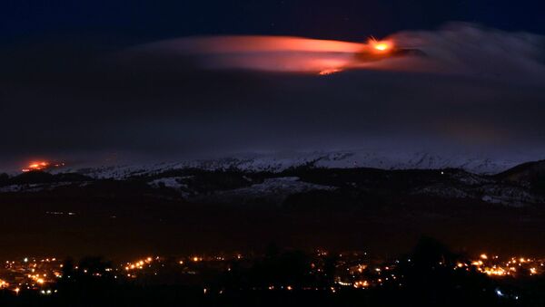 L`eruzione di Etna in Sicilia - Sputnik Việt Nam