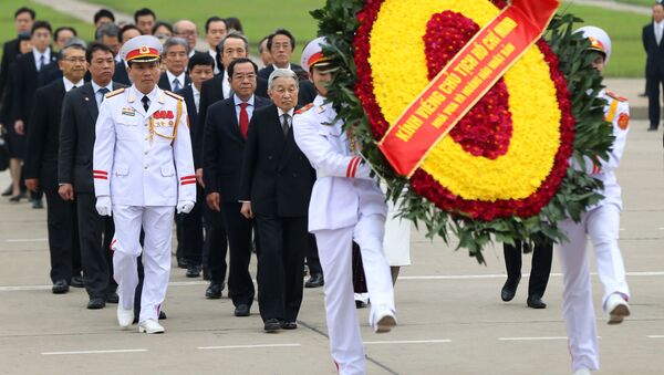 Nhật hoàng và hoàng hậu thăm Việt Nam - Sputnik Việt Nam